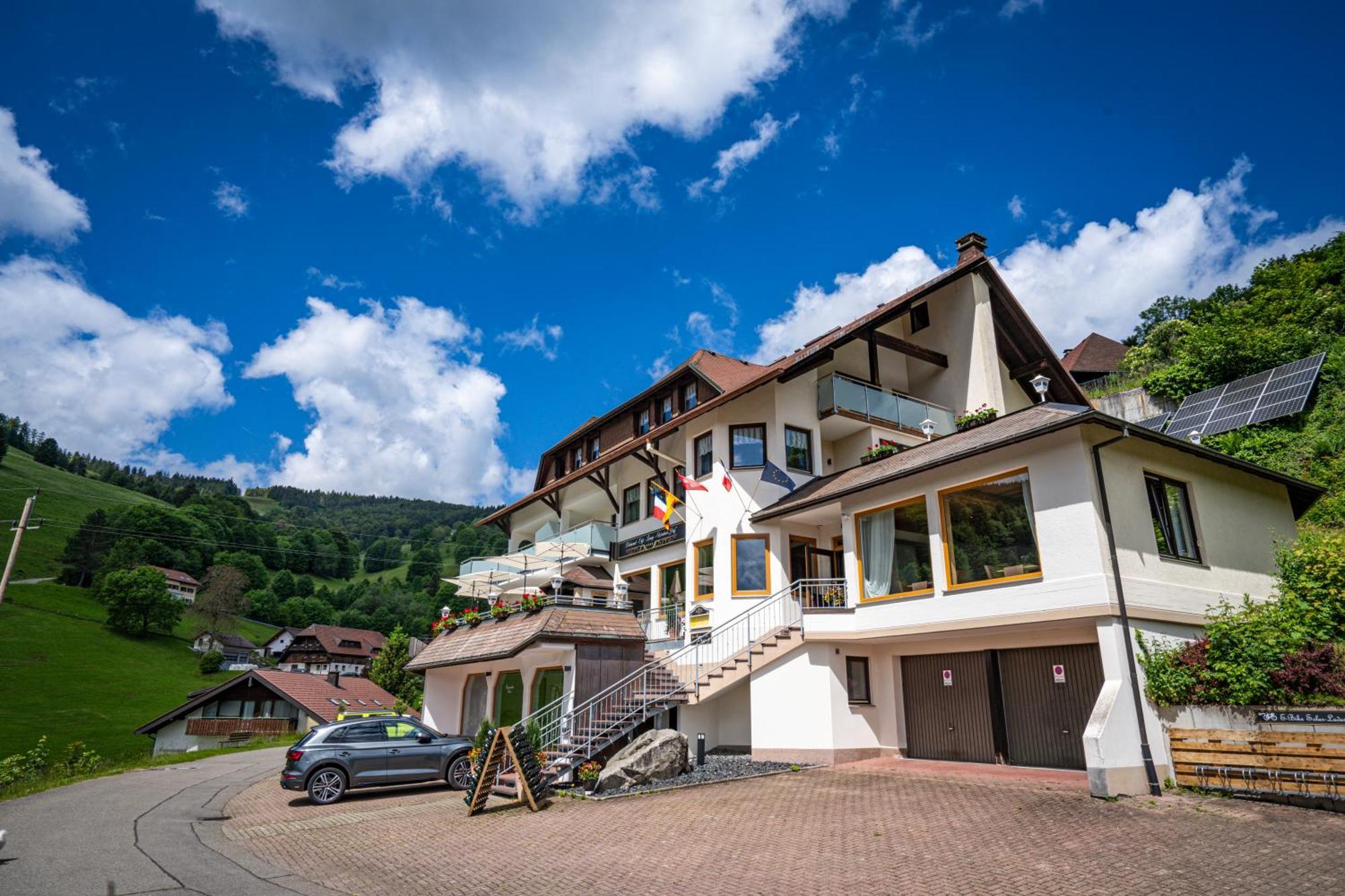 Schwarzwald Hotel Wiedenerhof 외부 사진